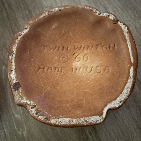 Vintage TWIN WINTON 1960 THOU SHALL NOT STEAL Monk Friar Tuck Ceramic Co cookie - Picture 5 of 5
